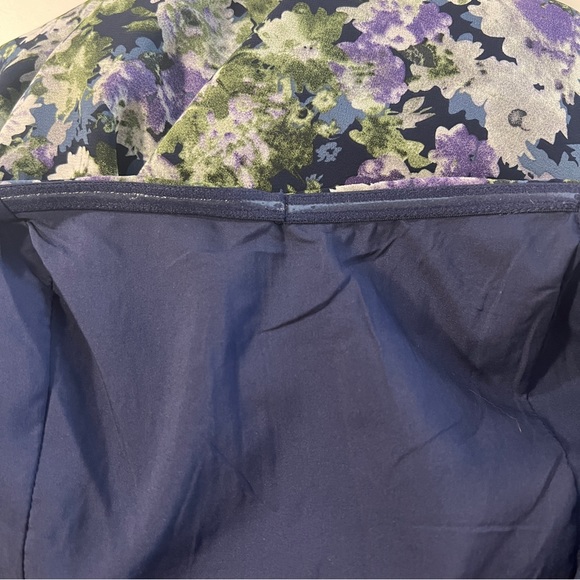 •ASTR• Floral Short Sleeve Asymmetrical Hem Midi Dress - Picture 11 of 13